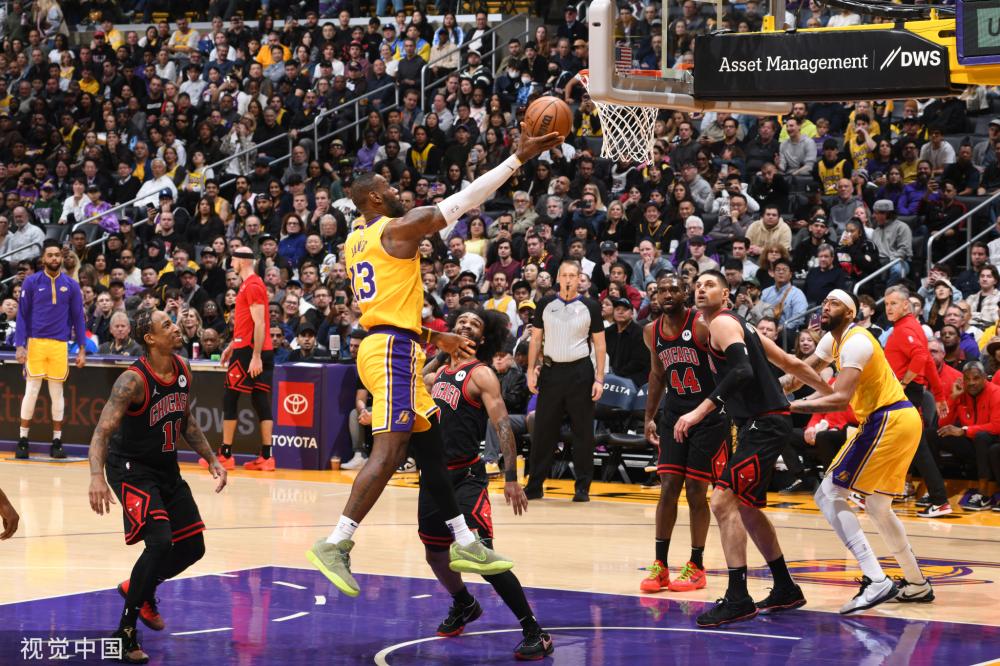 半场突然 半场突然