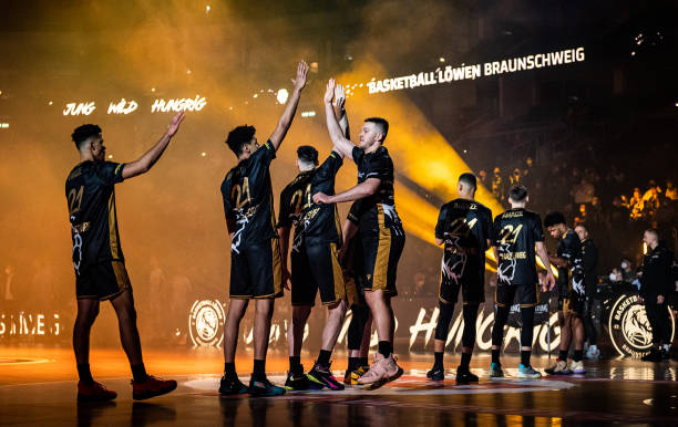 4号位往往 4号位往往